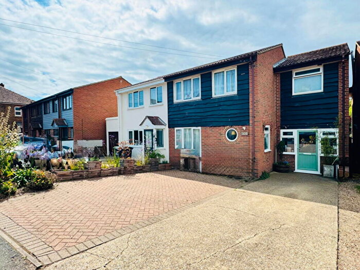 4 Bedroom Semi-Detached House For Sale In St. Richards Road, Deal, CT14