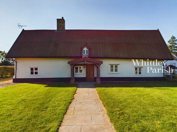 3 Bedroom Detached House For Sale In Short Green, Winfarthing, IP22