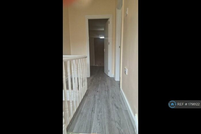 2 Bedroom Terraced House To Rent In Gunning Street, London, SE18