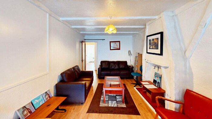 4 Bedroom House To Rent In Frederick Road, Selly Oak, Birmingham, West Midlands, B29