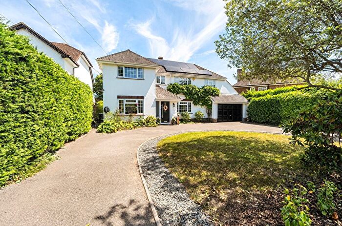4 Bedroom Detached House For Sale In Brook Avenue North, New Milton, BH25
