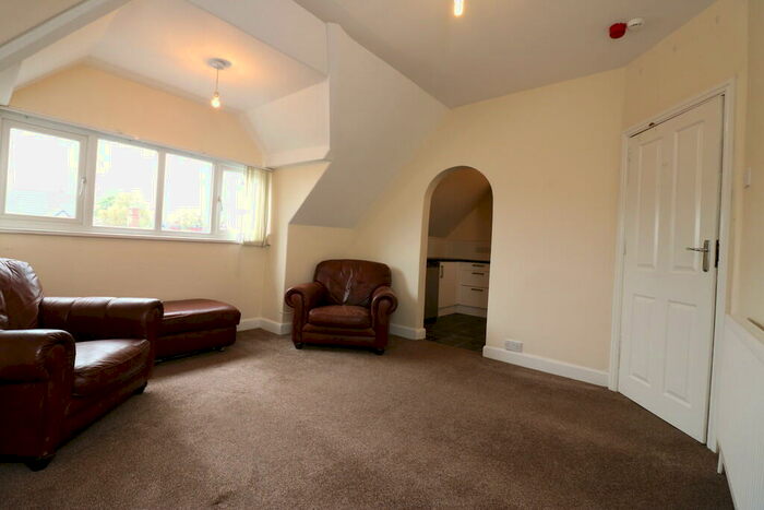 1 Bedroom Flat To Rent In Windsor Road, Flatlet, Town Moor, DN2