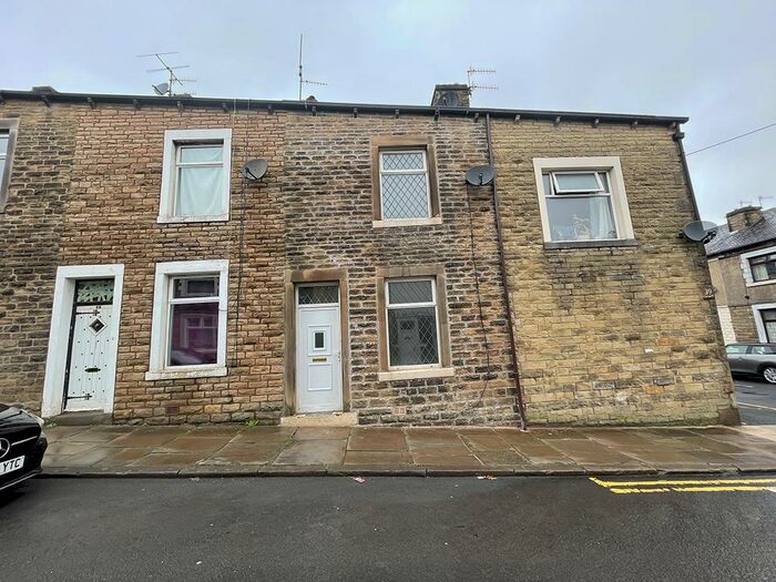 3 Bedroom Terraced House To Rent In Gisburn Street, Barnoldswick, BB18