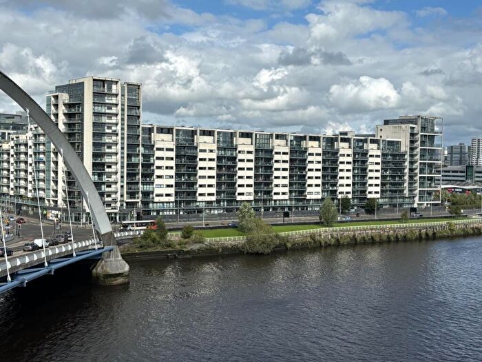 2 Bedroom Apartment For Sale In Elliot Street, Glasgow, G3