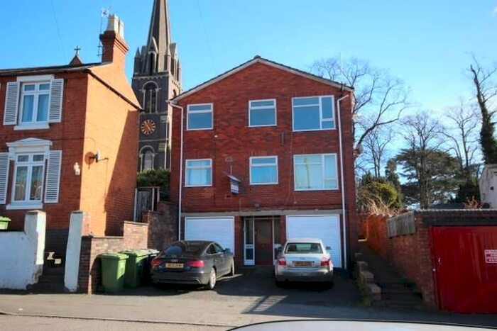 2 Bedroom Flat To Rent In Brook Street, Kidderminster, DY11