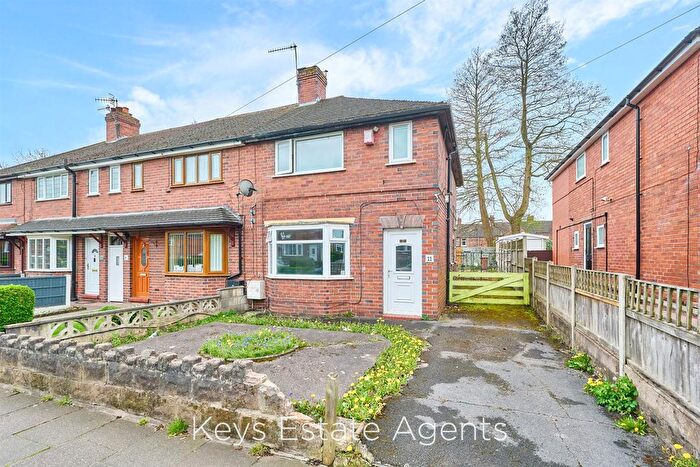 3 Bedroom Semi Detached House For Sale In Greenfield Road, Tunstall, Stoke-On-Trent, ST6