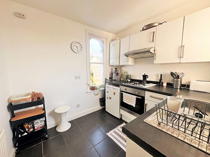 1 Bedroom Flat For Sale In Eastern Road, Brighton, BN2