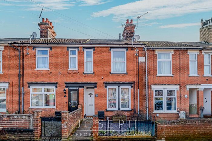 3 Bedroom Terraced House For Sale In Gladstone Road, Ipswich, IP3