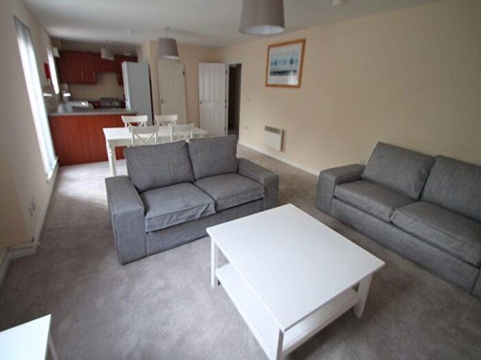 3 Bedroom House To Rent In Abbots Mews, Leeds, LS4