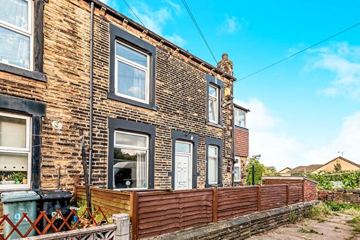 2 Bedroom End Of Terrace House To Rent In Zoar Street, Morley, Leeds, West Yorkshire, LS27