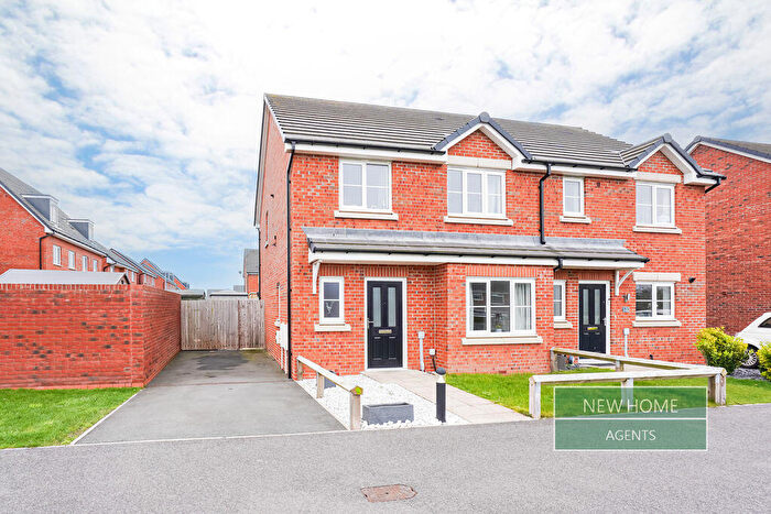3 Bedroom Semi Detached House For Sale In Goshawk Close, Thornton-cleveleys, FY5