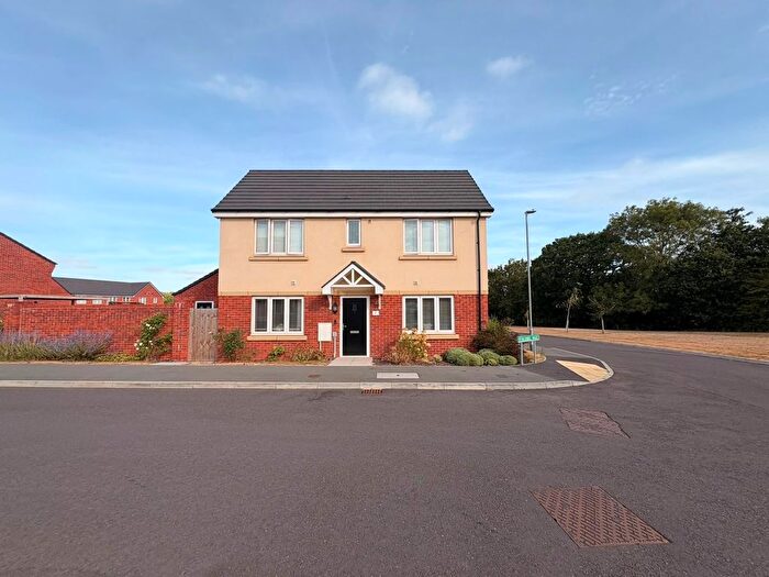 3 Bedroom Property To Rent In Bluebell Walk, Walsall, WS6