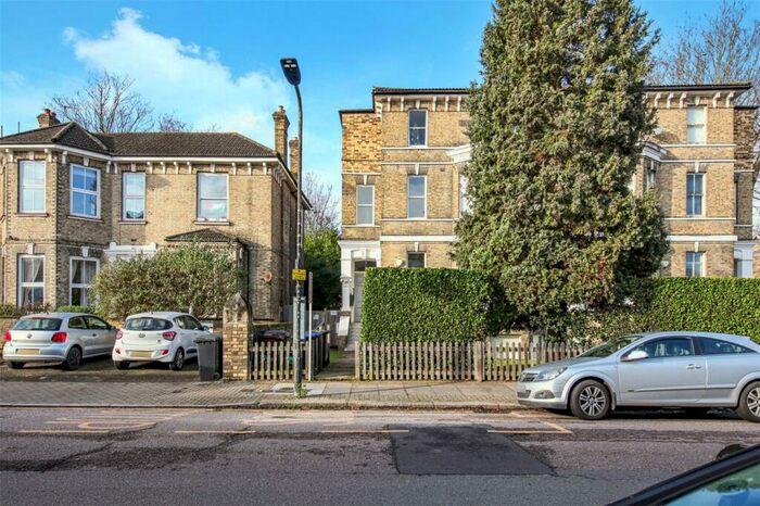 1 Bedroom Apartment To Rent In Anerley Park, London, SE20