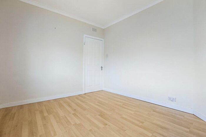 2 Bedroom Flat For Sale In Eskview Avenue, Musselburgh, EH21