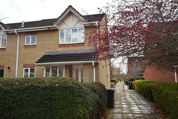 1 Bedroom End Of Terrace House To Rent In Barnum Court, Swindon, SN2
