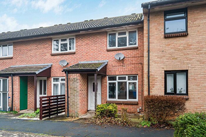 2 Bedroom Terraced House For Sale In Wilsdon Way, Kidlington, OX5