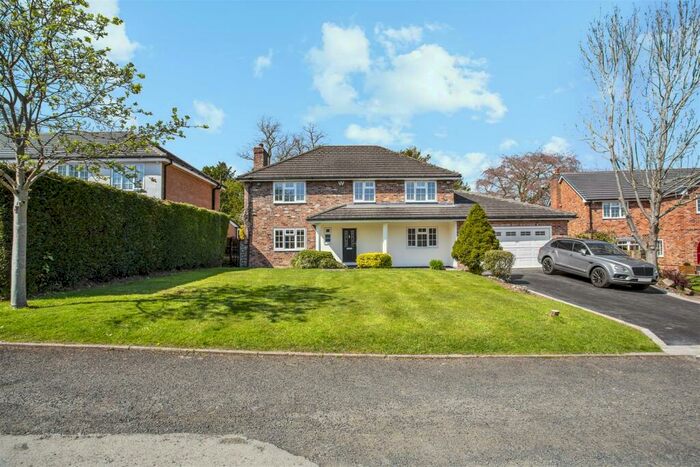 4 Bedroom Detached House To Rent In Woodcote View, Wilmslow, SK9