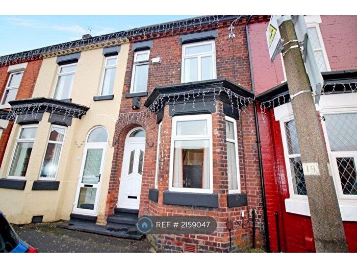 3 Bedroom Terraced House To Rent In Highfield Road, Salford, M6