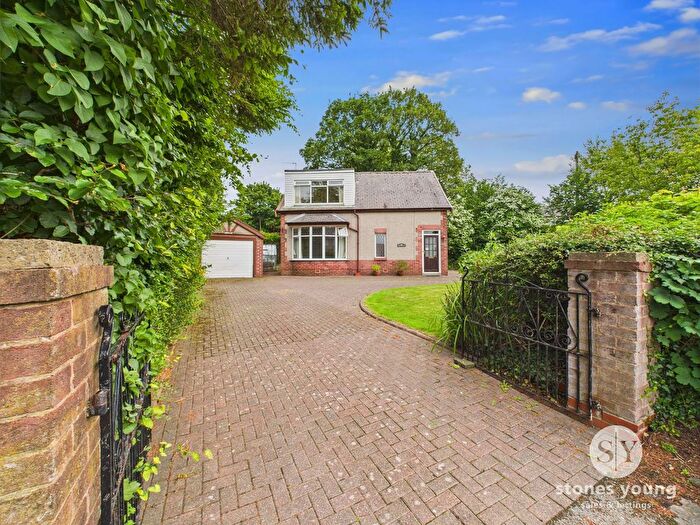 3 Bedroom Detached House For Sale In Whalley Road, Langho, BB6