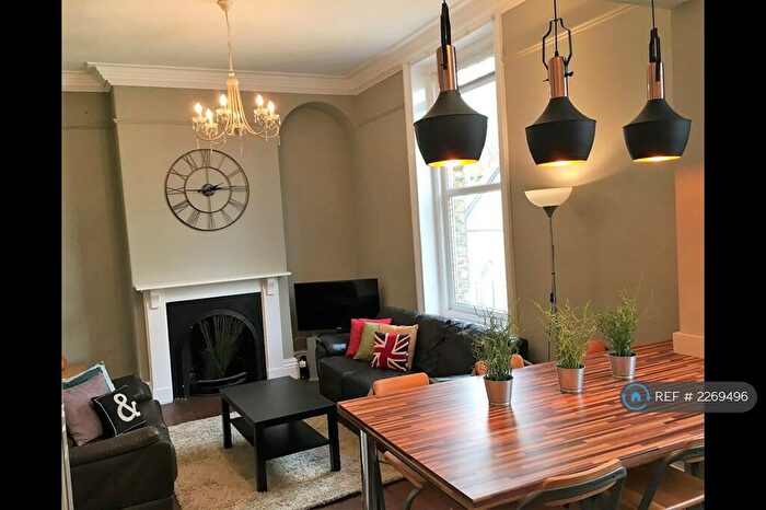 6 Bedroom Flat To Rent In Newbould Lane, Sheffield, S10