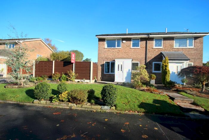 1 Bedroom Semi-Detached House To Rent In Hardmans, Bromley Cross, Bolton, Greater Manchester, BL7