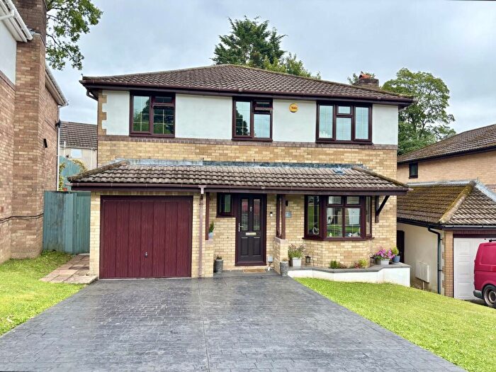 5 Bedroom Detached House For Sale In Bryn Derwen, Pontardawe, Swansea., SA8