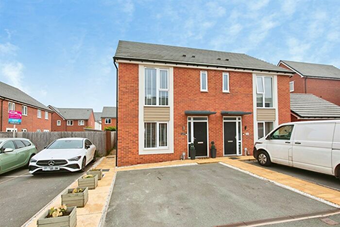 3 Bedroom Semi-Detached House For Sale In Magpie Close, Branston, Burton-On-Trent, DE14