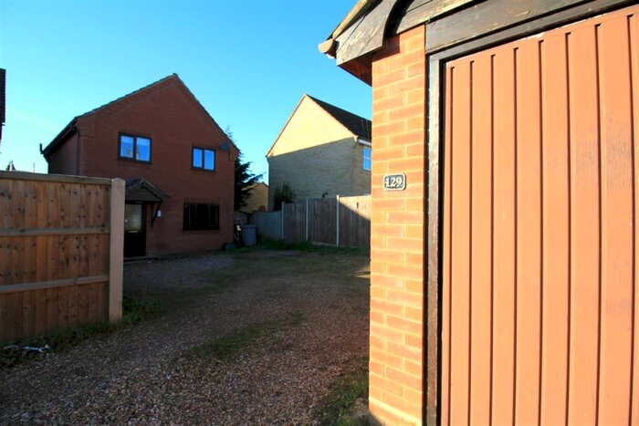 4 Bedroom Detached House To Rent In Holt Road, Horsford, Norwich, NR10