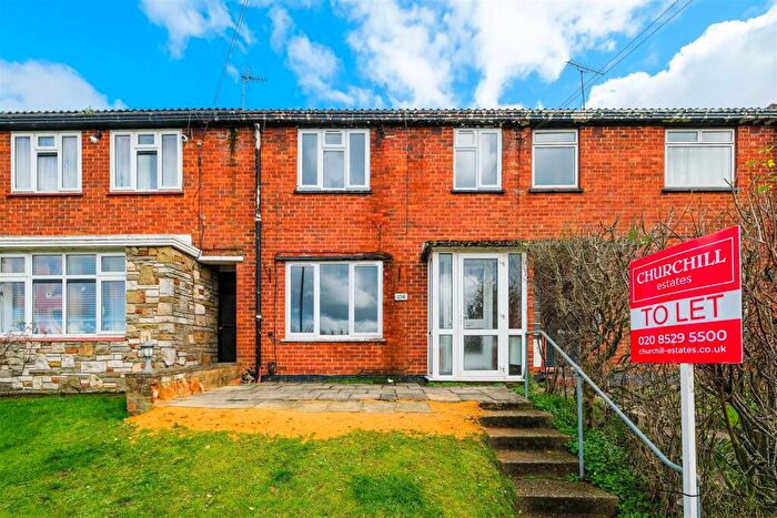 3 Bedroom Terraced House To Rent In Sewardstone Gardens, North Chingford, E4