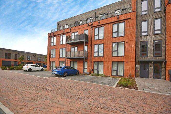 2 Bedroom Flat For Sale In Cox Terrace, Reading, RG1