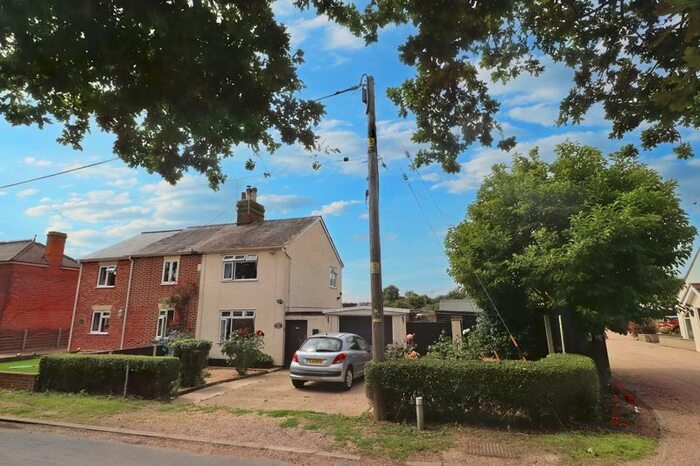 2 Bedroom Property For Sale In Briar Road, Great Bromley, CO7