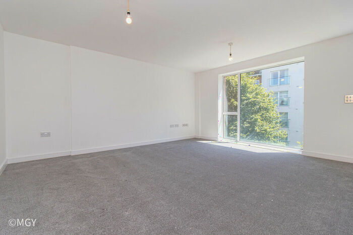 2 Bedroom Apartment To Rent In Overstone Court, Dumballs Road, Cardiff, CF10