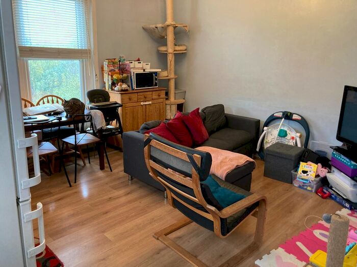 1 Bedroom Flat To Rent In Very Near Longfield Avenue Area, Ealing Broadway West, W5