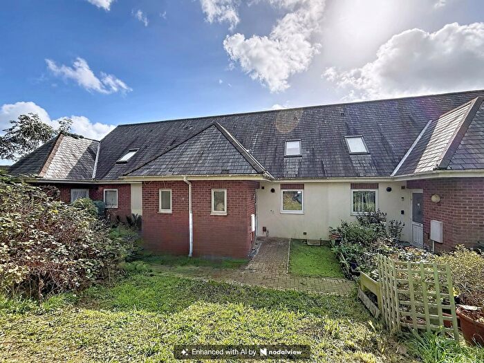 3 Bedroom Terraced House For Sale In Federation Road, Laira, Plymouth, PL3