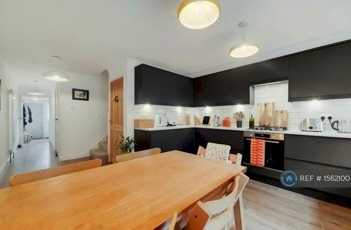 4 Bedroom Terraced House To Rent In Ravensdale Gardens, London, SE19