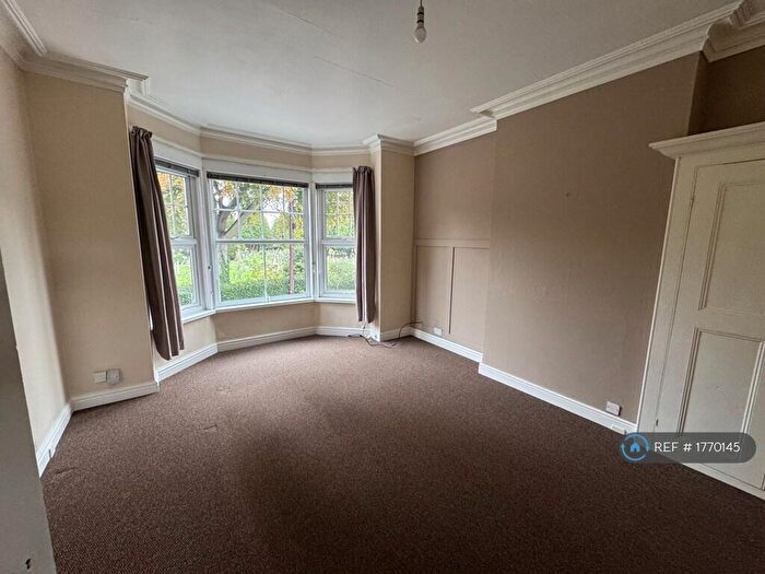 2 Bedroom Flat To Rent In Lower Hillmorton Rd, Rugby, CV21