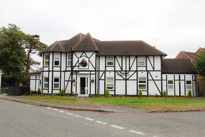 1 Bedroom Apartment To Rent In Ermin Street, RG20