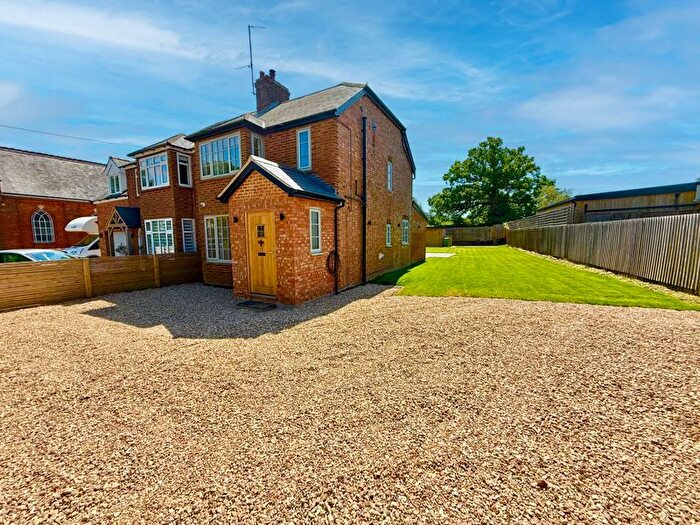 3 Bedroom Semi-Detached House For Sale In Stock Lane, Whaddon, MK17