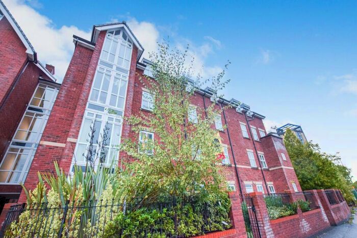 2 Bedroom Flat To Rent In Wellington Road, Eccles, Manchester, Greater Manchester, M30