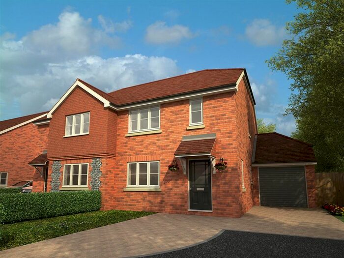 3 Bedroom Semi-Detached House For Sale In Leverick Place, Ash, Canterbury, CT3