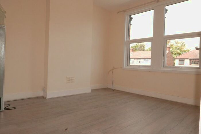 2 Bedroom Flat To Rent In London Road, Romford, RM7