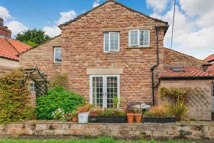 2 Bedroom Cottage For Sale In Plompton Square, Plompton, HG5