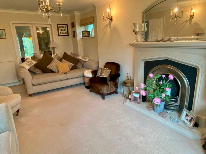 4 Bedroom Detached House For Sale In Aire Mount, Wetherby, LS22