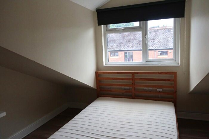 5 Bedroom Terraced House To Rent In Dawlish Road, Birmingham, B29