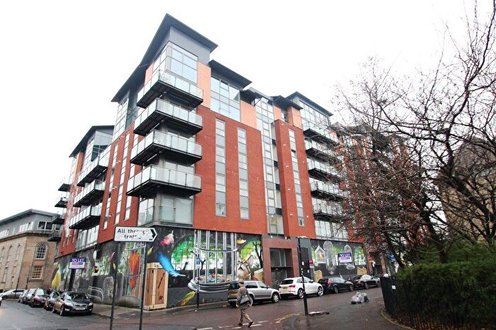 2 Bedroom Flat To Rent In Dunlop Street, Glasgow, G1