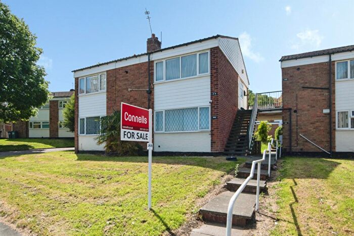 2 Bedroom Maisonette For Sale In Beaconview Road, West Bromwich, B71