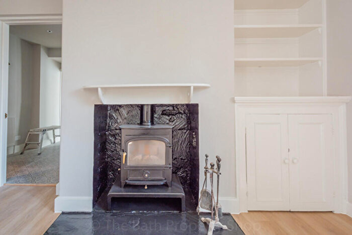 2 Bedroom Detached House To Rent In Bathwick Hill, Bath, BA2