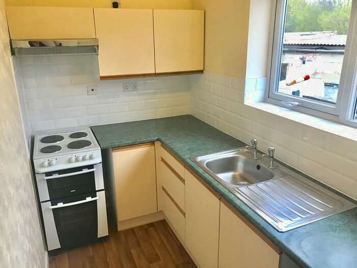 1 Bedroom Flat To Rent In Lincoln Street, Basford, NG6