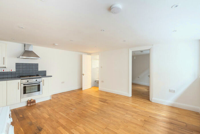 1 Bedroom Apartment To Rent In Gloucester Road, Croydon, CR0