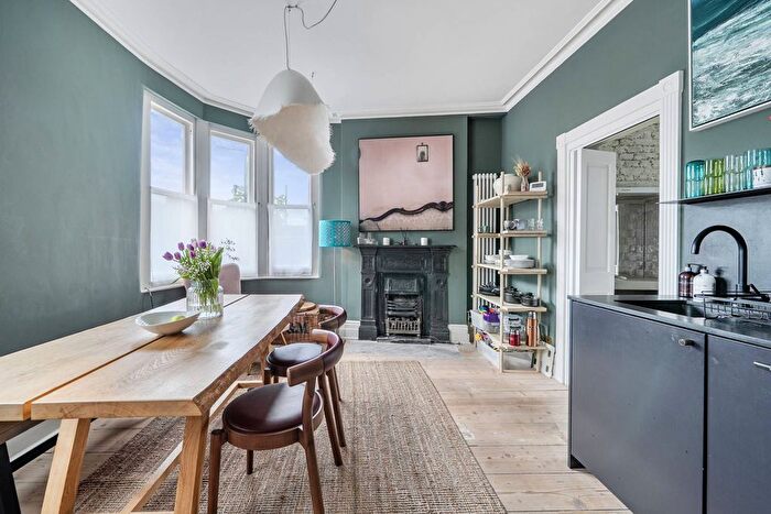 2 Bedroom Flat For Sale In Bessborough Mansions, Pimlico, London, SW1P